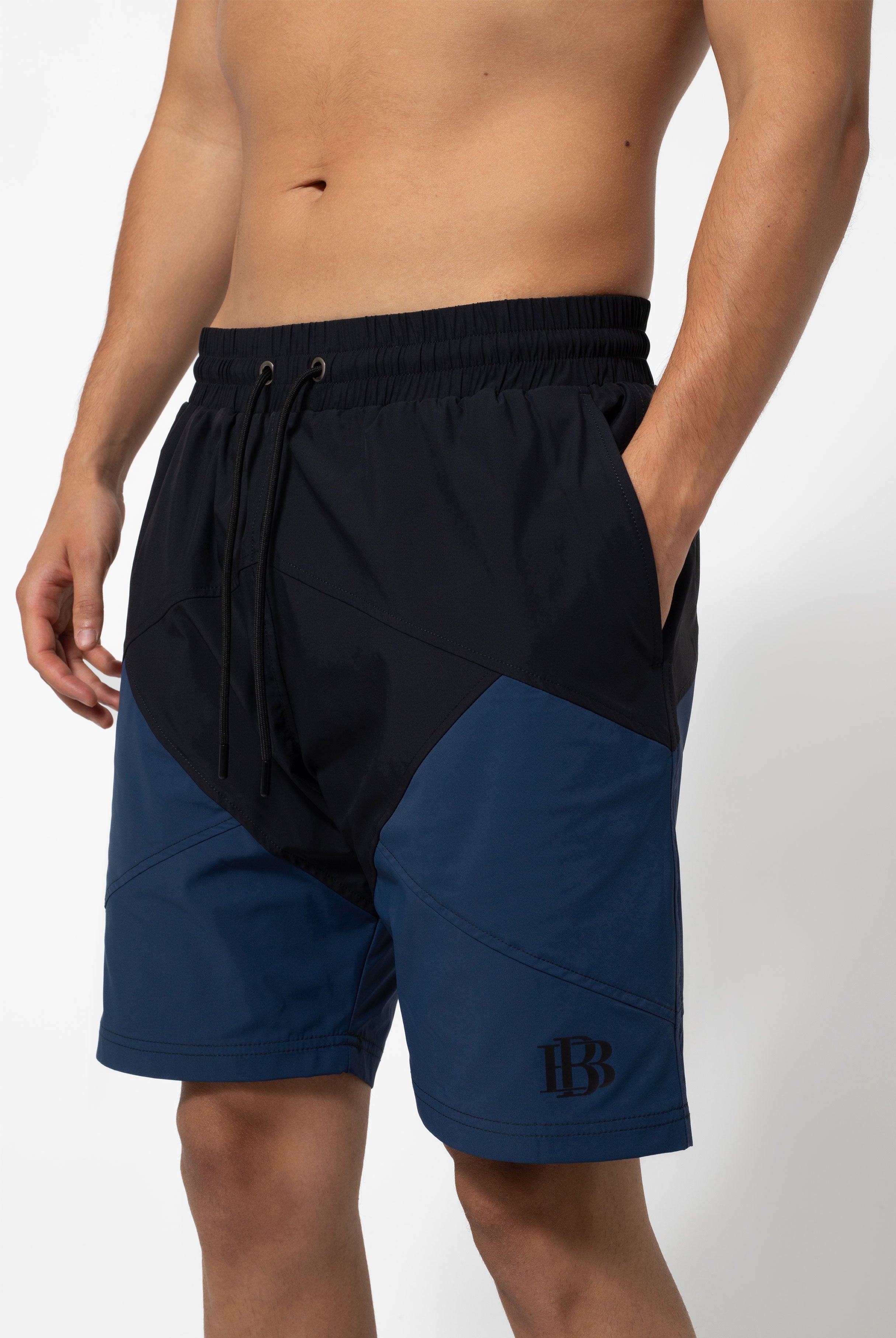 TECHSTITCH SHORT PANTS