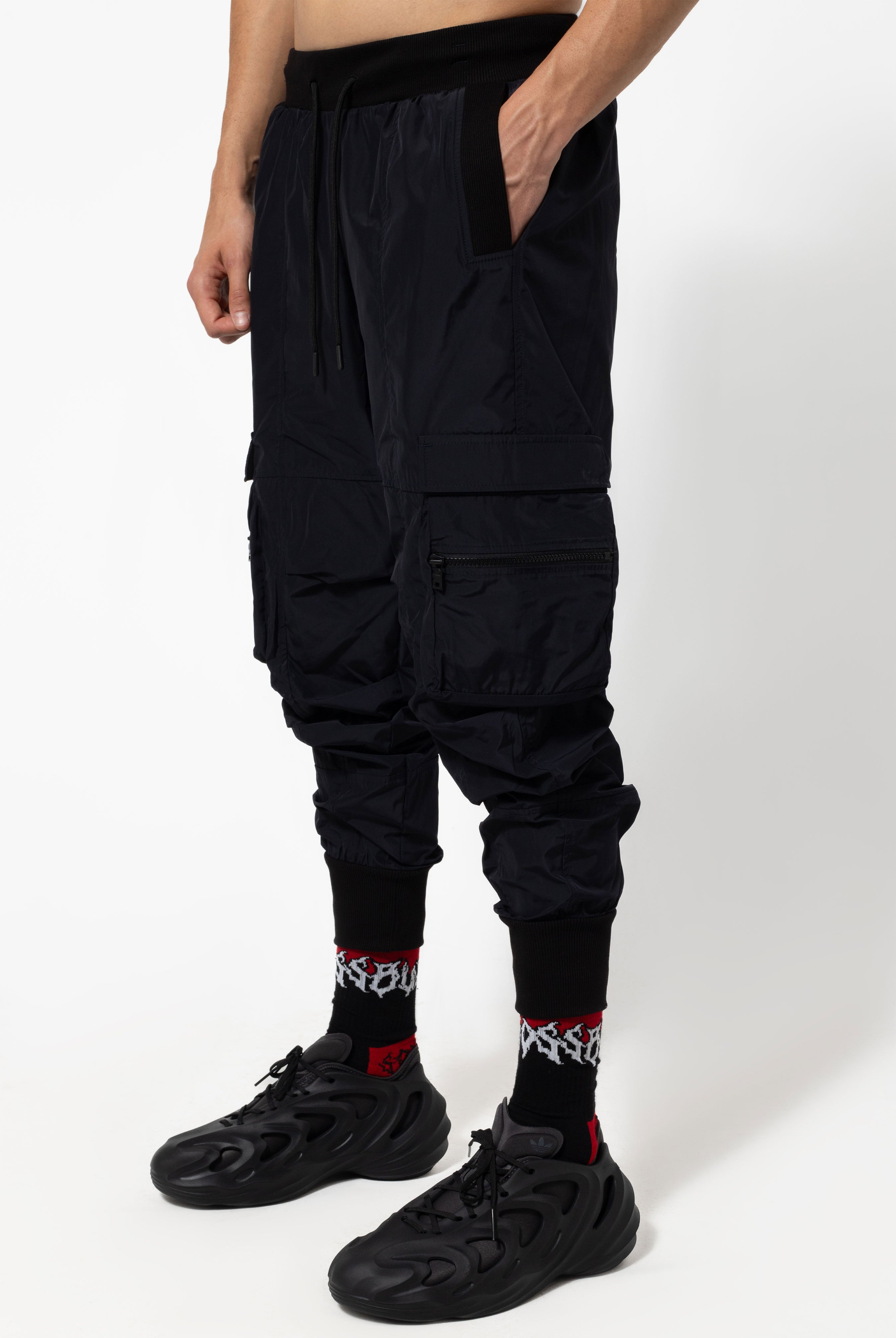 CARGO PANTS