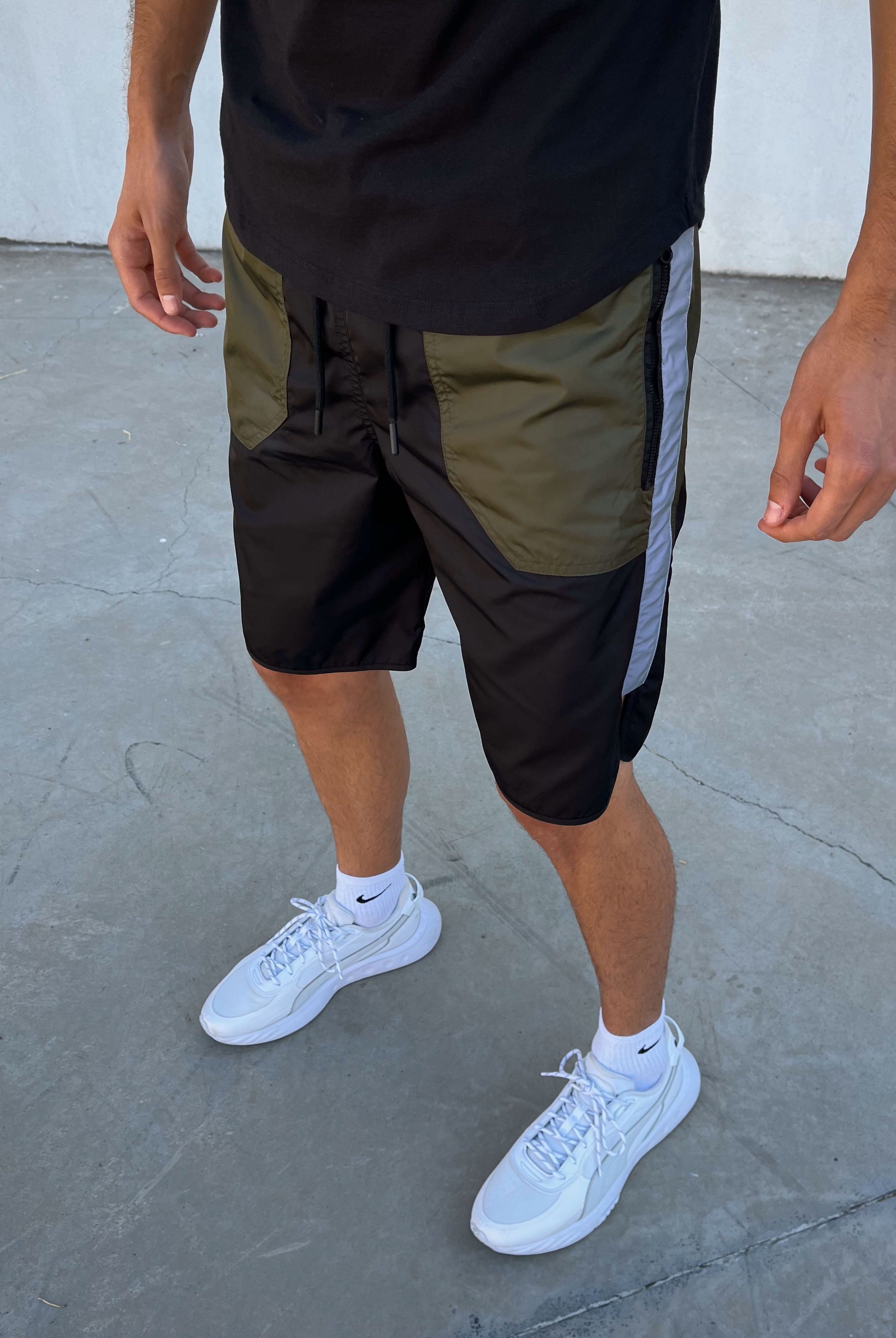 REFLECTIVE SHORT PANTS