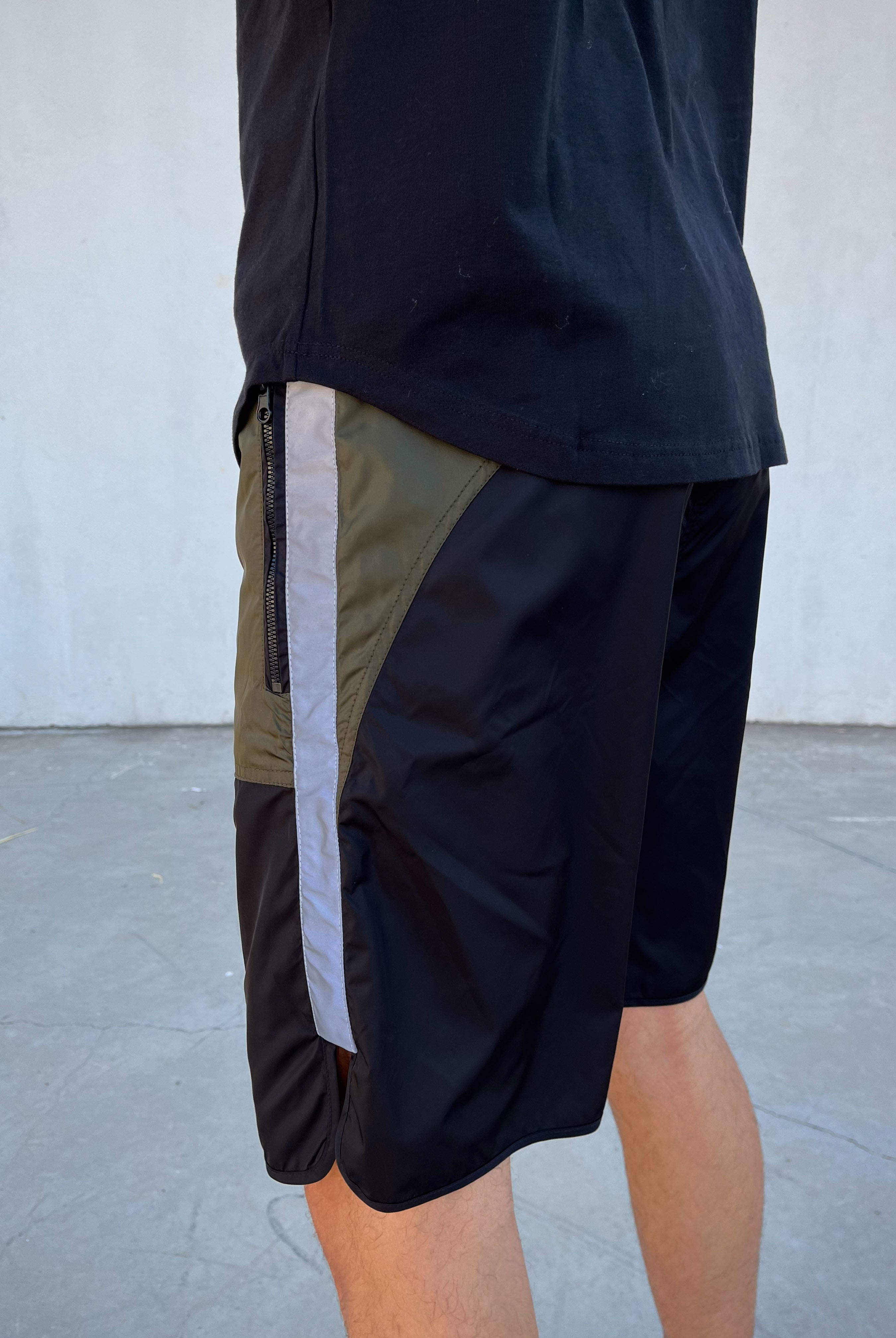 REFLECTIVE SHORT PANTS